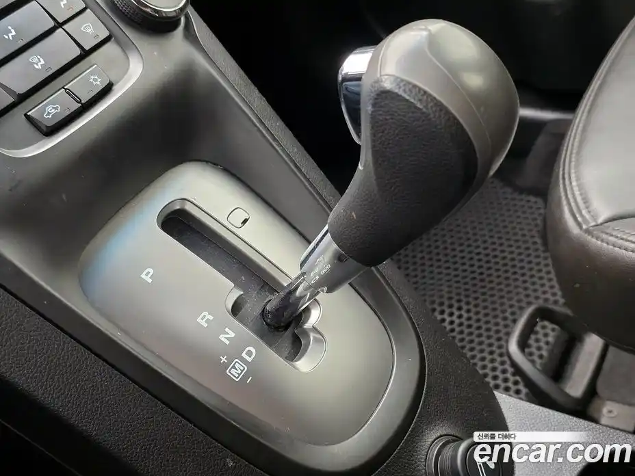 Chevrolet Orlando 2011 2.0 Автомат в Москве № 820242, фото 9