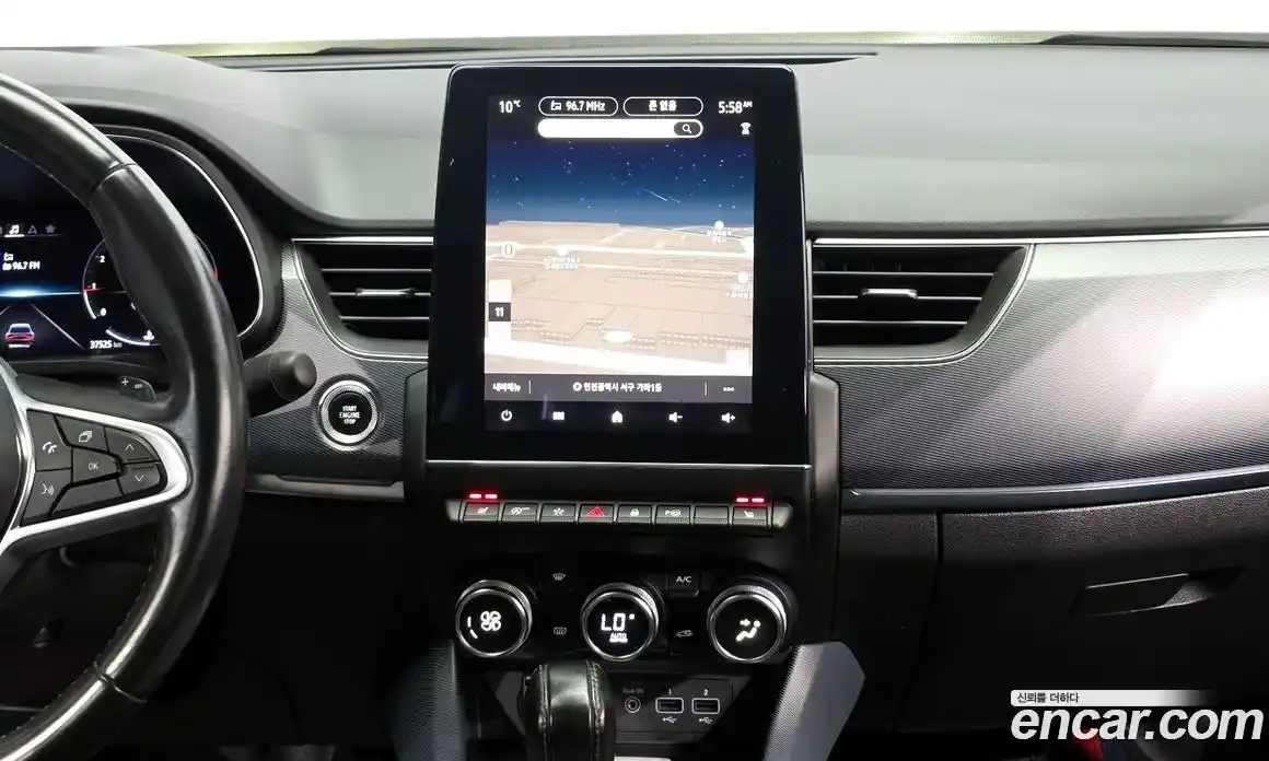 Renault XM3 2020 1.3 Автомат в Москве № 820430, фото 14