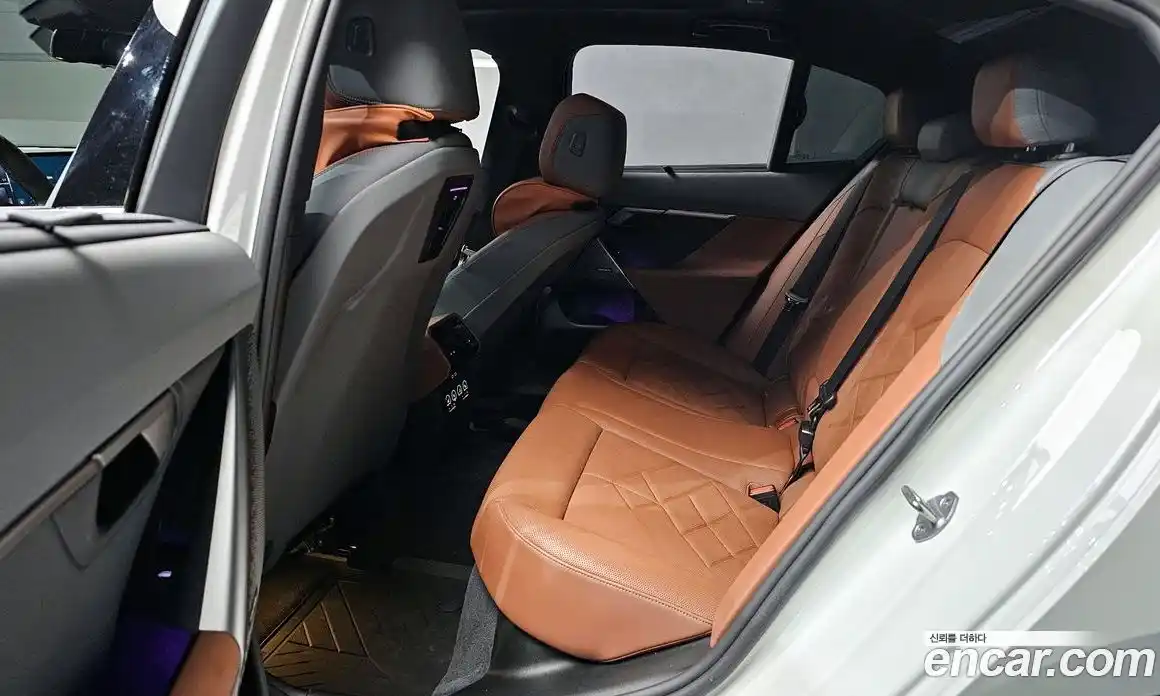 BMW 5-Series 2024 2.0 Автомат в Москве № 820450, фото 13