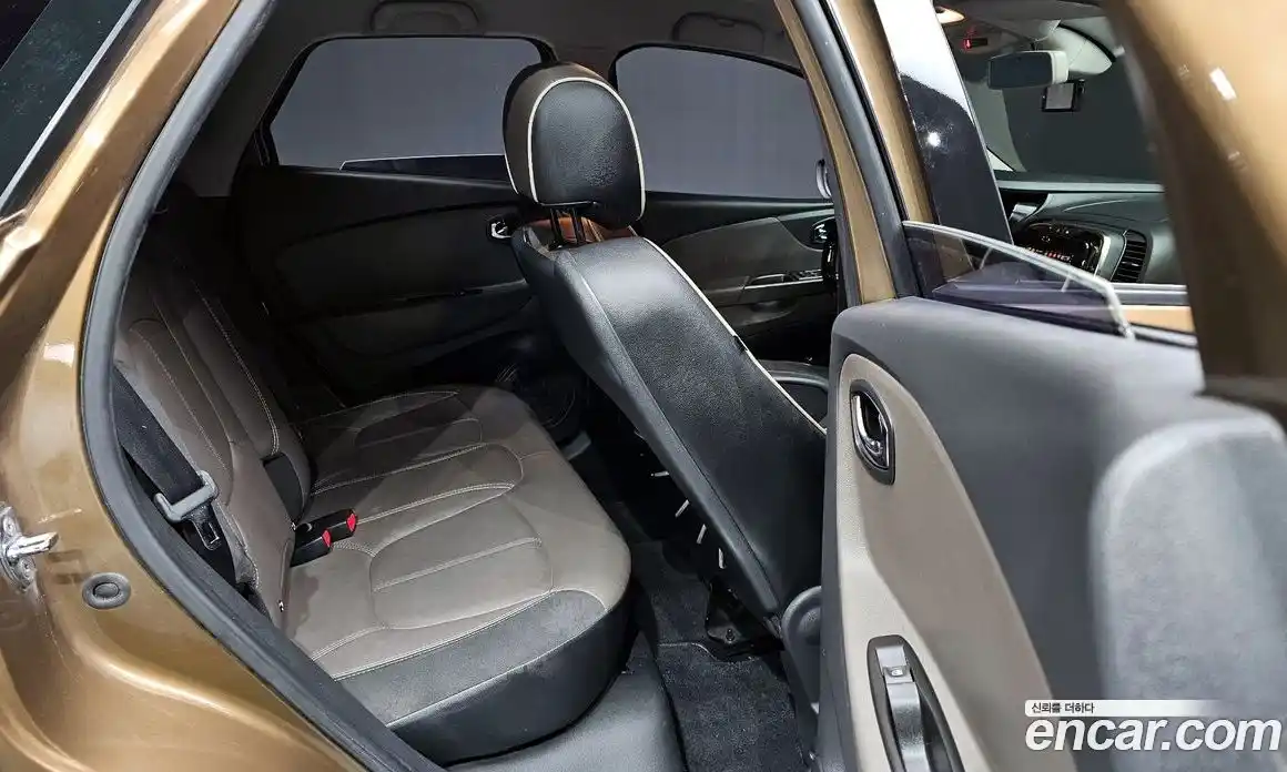 Renault QM3 2016 1.5 Автомат в Москве № 820605, фото 11