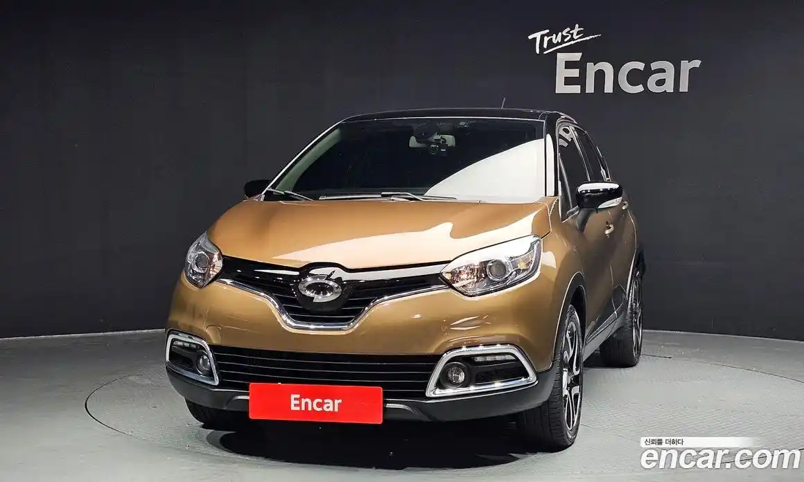 Renault QM3 2016 1.5 Автомат в Москве № 820605, фото 3