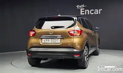 Renault QM3 2016 1.5 Автомат в Москве № 820605, миниатюра 4