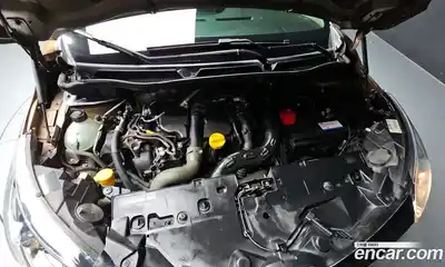 Renault QM3 2016 1.5 Автомат в Москве № 820605, миниатюра 6