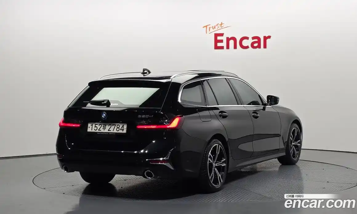 BMW 3-Series 2022 2.0 Автомат в Москве № 821143, фото 2