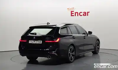 BMW 3-Series 2022 2.0 Автомат в Москве № 821143, миниатюра 2