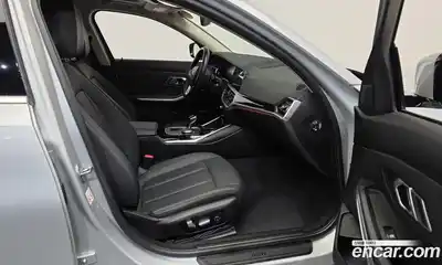BMW 3-Series 2019 2.0 Автомат в Москве № 821561, миниатюра 11