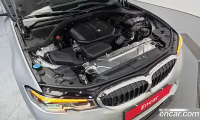 BMW 3-Series 2019 2.0 Автомат в Москве № 821561, миниатюра 6