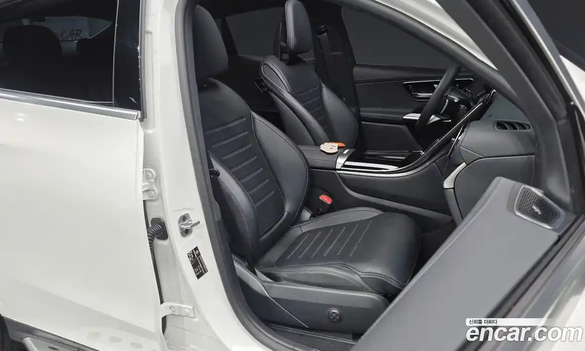 Mercedes-Benz GLC-Class 2024 2.0 Автомат в Москве № 821798, фото 10