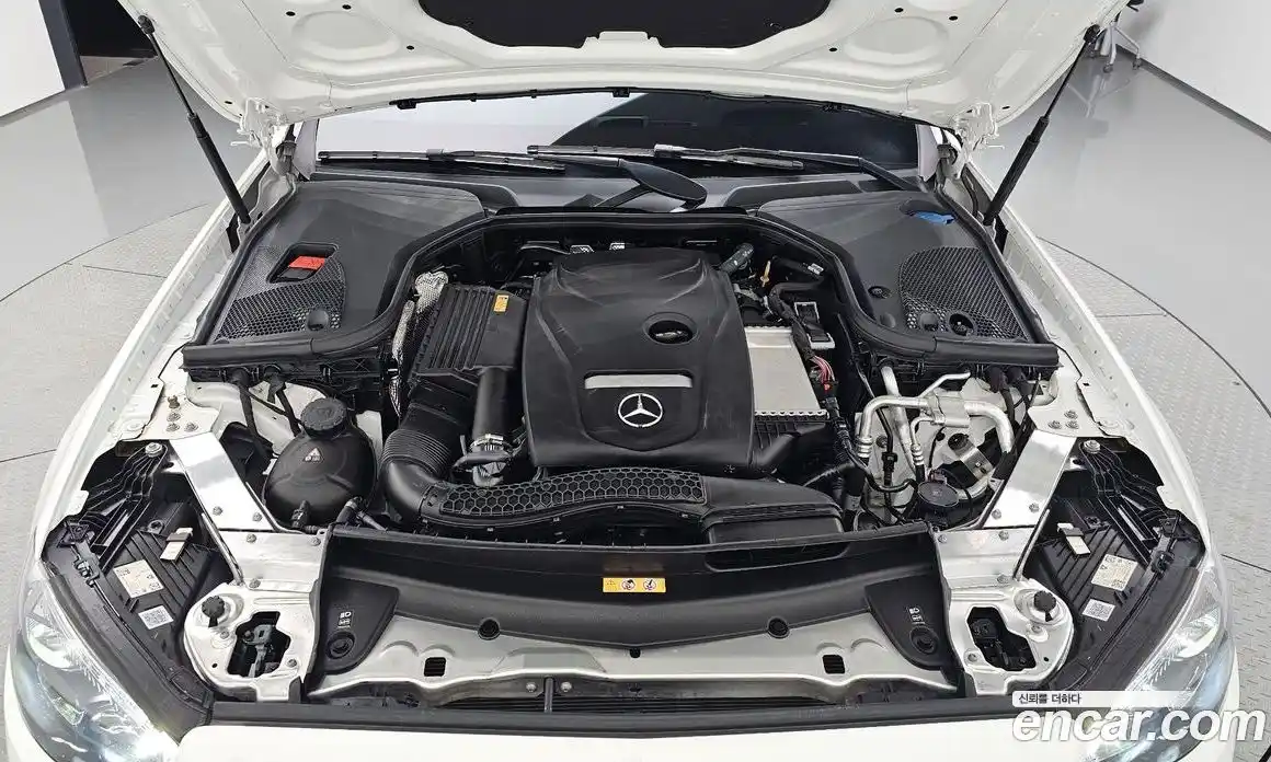 Mercedes-Benz E-Class 2022 2.0 Автомат в Москве № 821896, фото 5