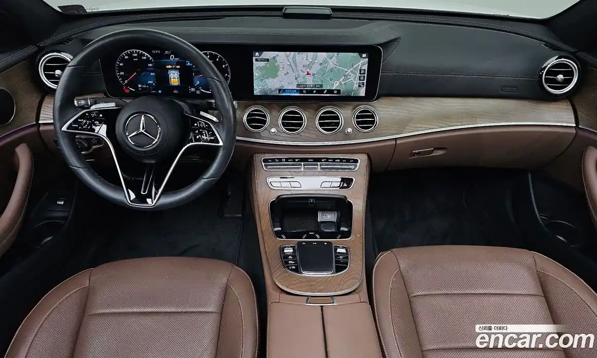 Mercedes-Benz E-Class 2022 2.0 Автомат в Москве № 821896, фото 6