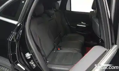 Mercedes-Benz GLA-Class 2023 2.0 Автомат в Москве № 821909, миниатюра 11