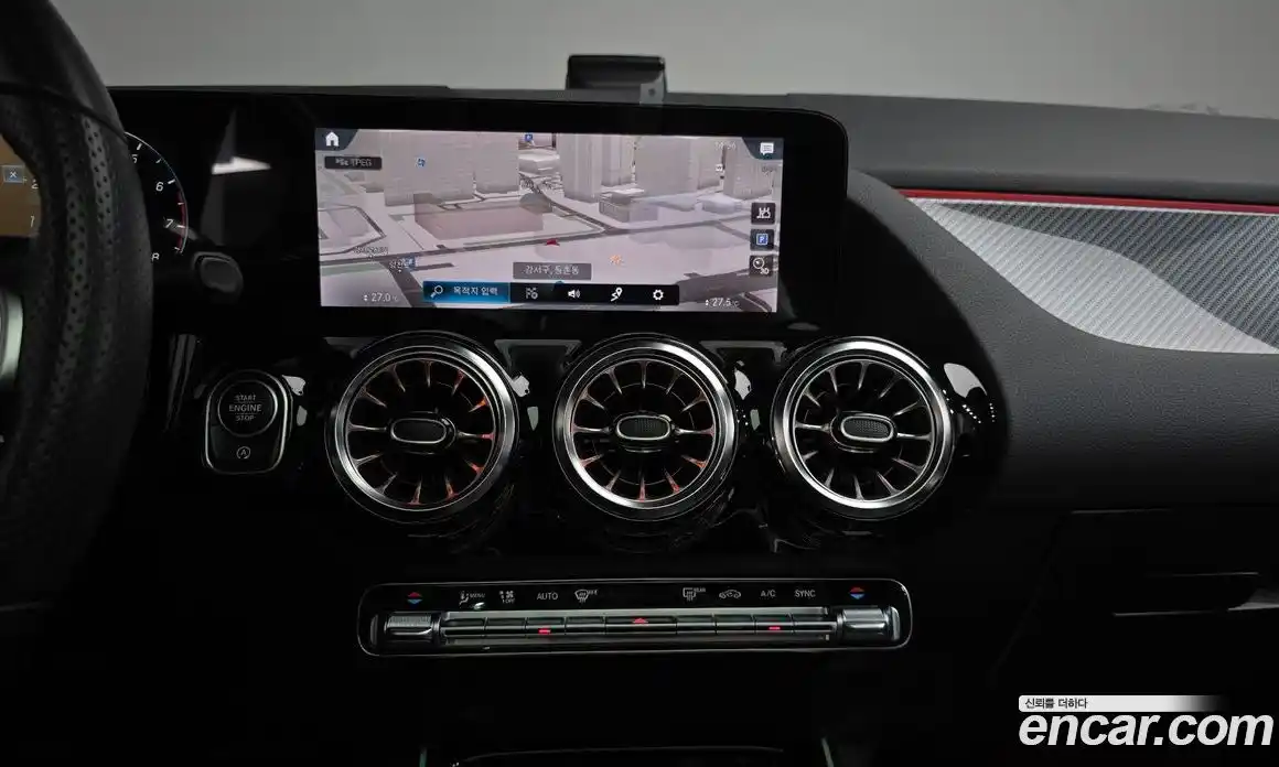 Mercedes-Benz GLA-Class 2023 2.0 Автомат в Москве № 821909, фото 13