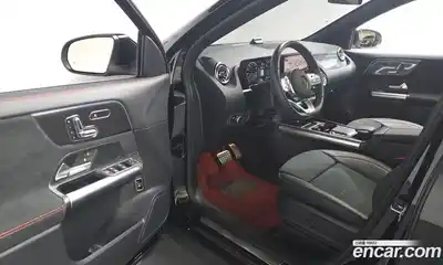 Mercedes-Benz GLA-Class 2023 2.0 Автомат в Москве № 821909, миниатюра 10