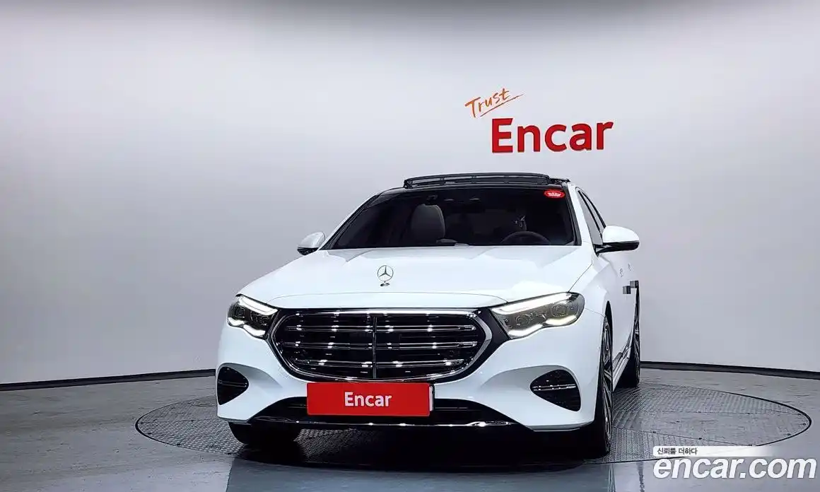 Mercedes-Benz E-Class 2025 2.0 Автомат в Москве № 821938, фото 3