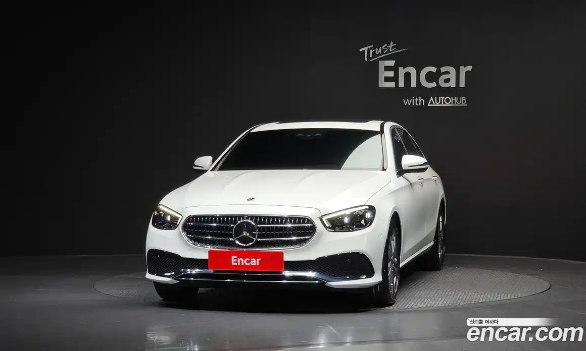 Mercedes-Benz E-Class 2021 2.0 Автомат в Москве № 822583, фото 3