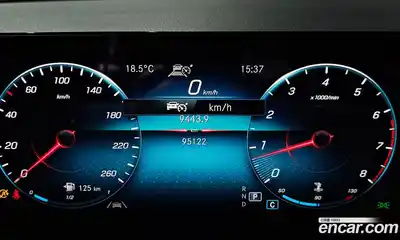 Mercedes-Benz GLB-Class 2021 2.0 Автомат в Москве № 822965, миниатюра 8