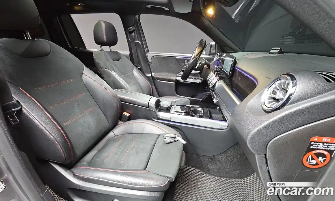 Mercedes-Benz GLB-Class 2021 2.0 Автомат в Москве № 822965, фото 10