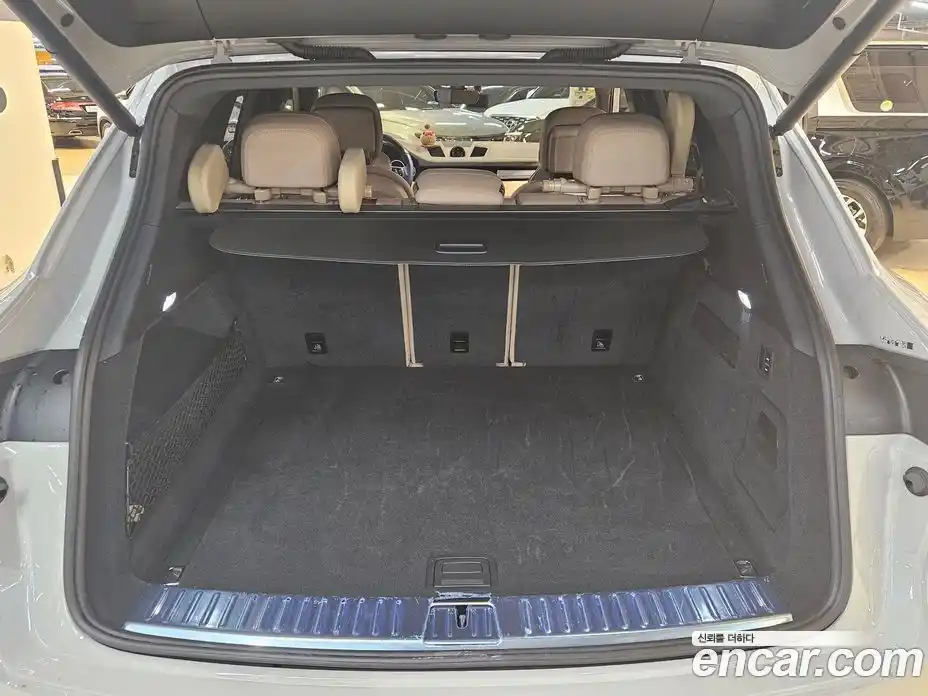 Porsche Cayenne 2023 3.0 Автомат в Москве № 824512, фото 17