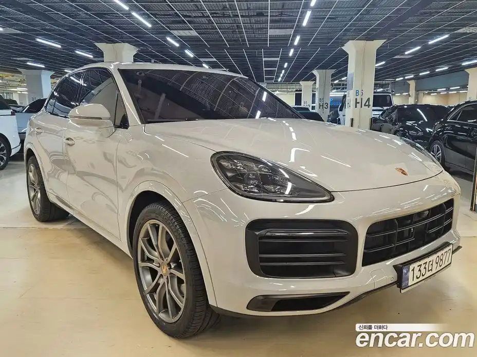 Porsche Cayenne 2023 3.0 Автомат в Москве № 824512, фото 3
