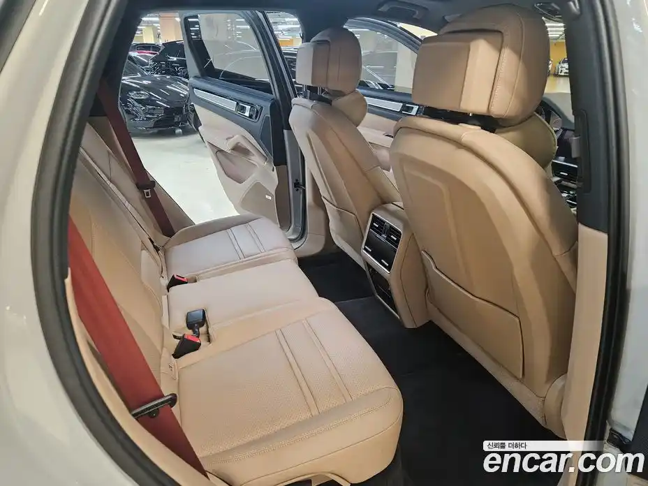 Porsche Cayenne 2023 3.0 Автомат в Москве № 824512, фото 6