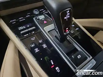 Porsche Cayenne 2023 3.0 Автомат в Москве № 824512, миниатюра 9