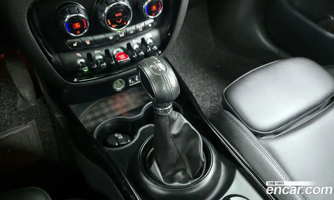 Mini Clubman 2018 2.0 Автомат в Москве № 825343, фото 9