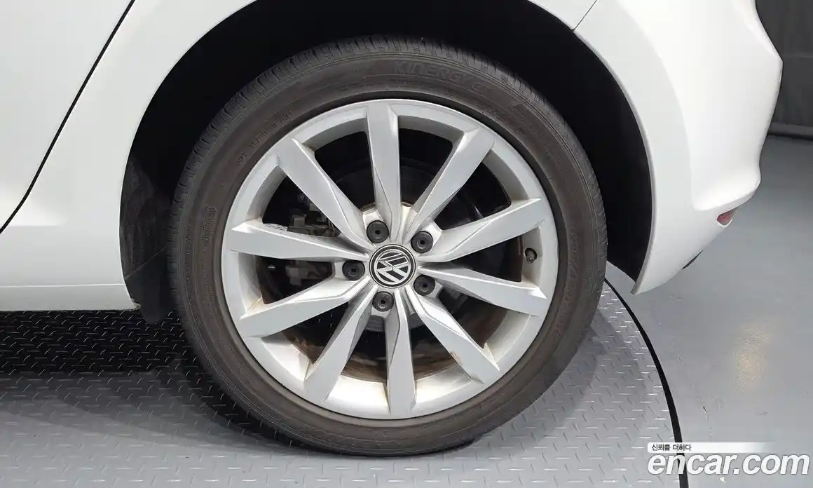 Volkswagen Golf 2014 2.0 Автомат в Москве № 826165, фото 5