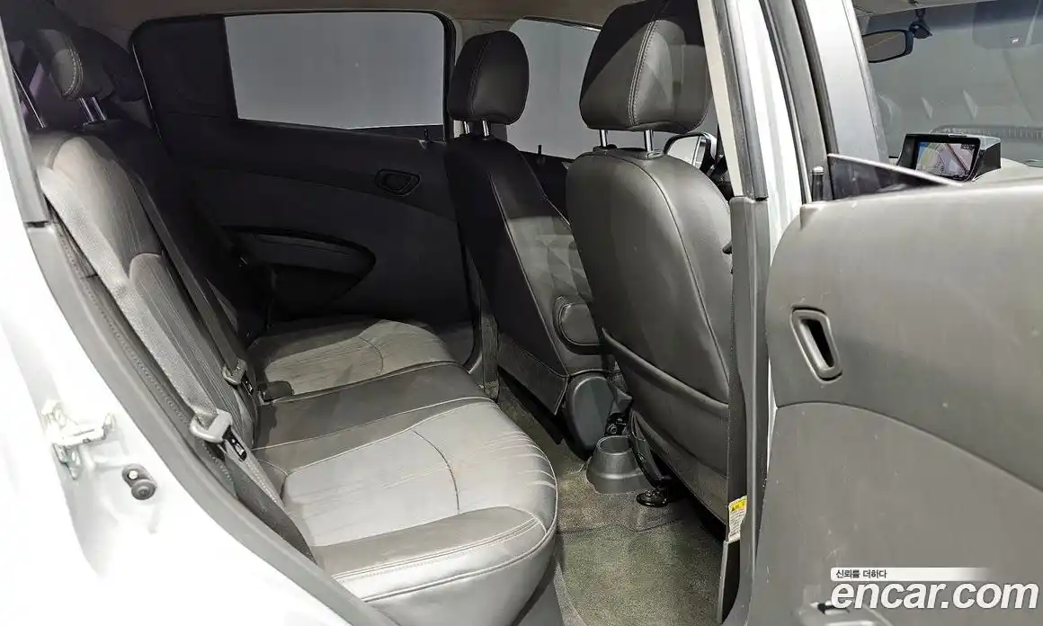 Chevrolet Spark 2013 1.0 гидро в Москве № 85158, фото 11