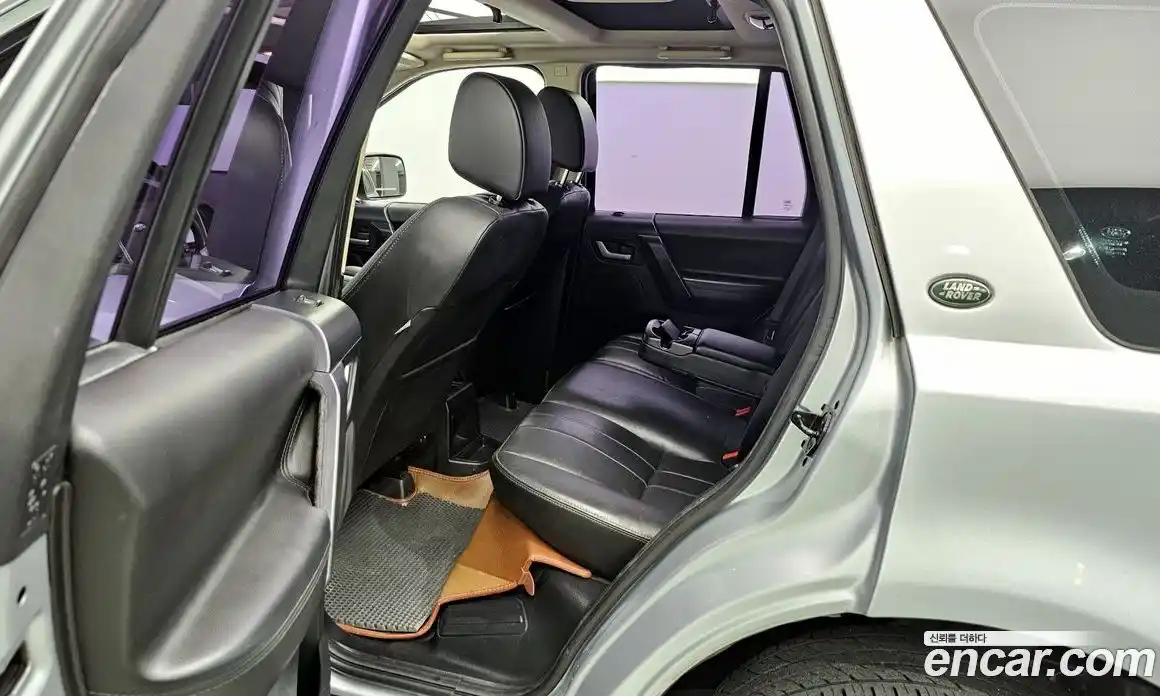 Land Rover Freelander 2011 2.2 Автомат в Москве № 198228, фото 12