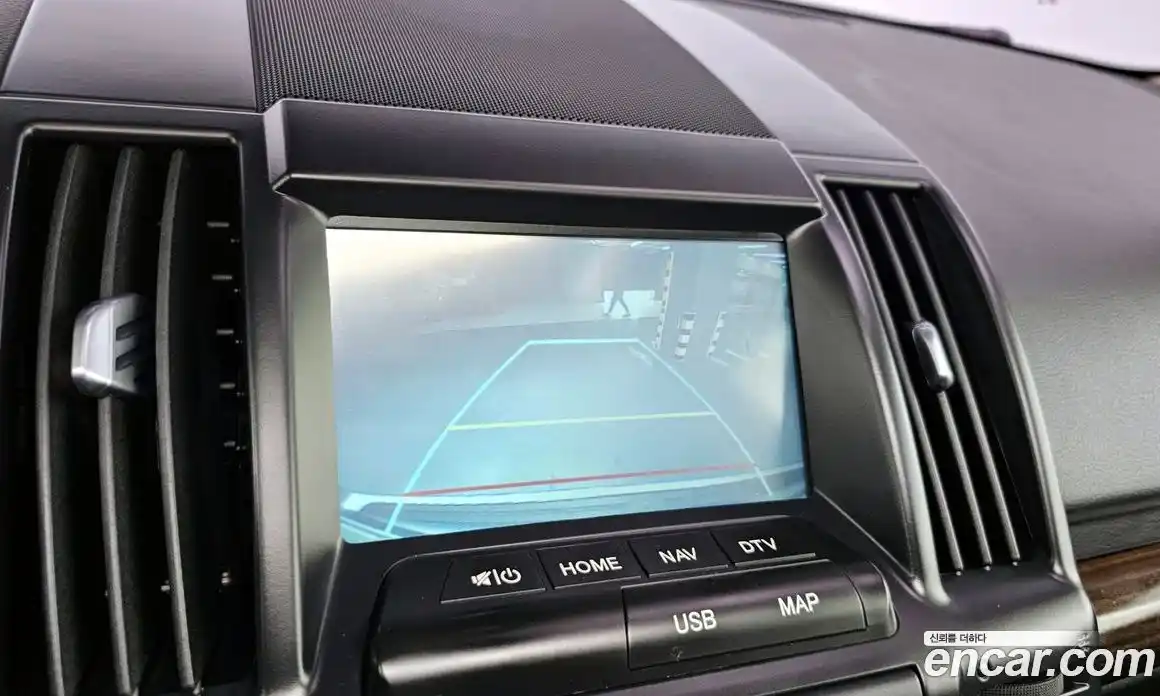 Land Rover Freelander 2011 2.2 Автомат в Москве № 198228, фото 15