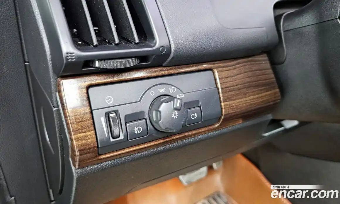 Land Rover Freelander 2011 2.2 Автомат в Москве № 198228, фото 18