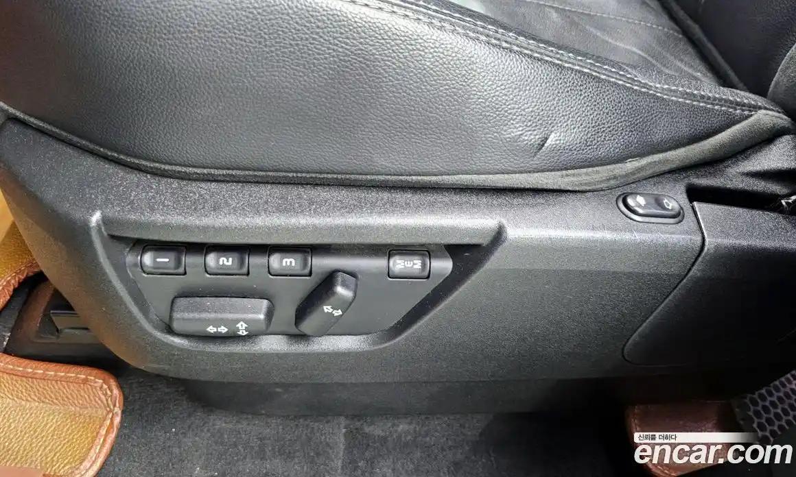 Land Rover Freelander 2011 2.2 Автомат в Москве № 198228, фото 19