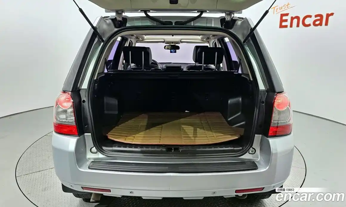 Land Rover Freelander 2011 2.2 Автомат в Москве № 198228, фото 20