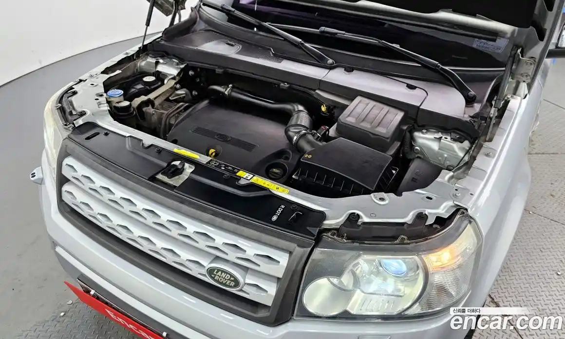 Land Rover Freelander 2011 2.2 Автомат в Москве № 198228, фото 6