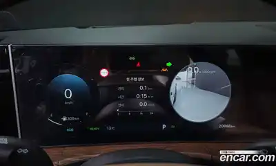 Hyundai Santa Fe 2024 1.6 Автомат в Москве № 796799, миниатюра 8