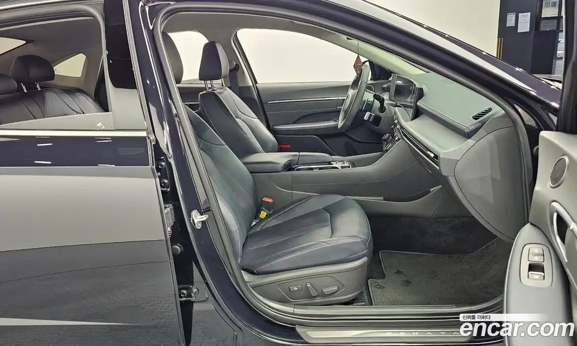 Hyundai Sonata 2024 1.6 Автомат в Москве № 796972, фото 10