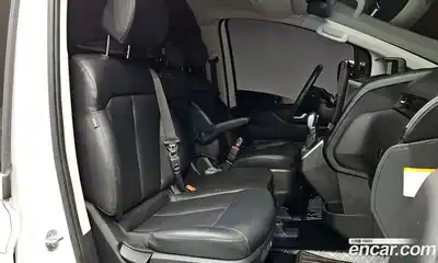 Hyundai Staria 2025 1.6 Автомат в Москве № 796997, миниатюра 10