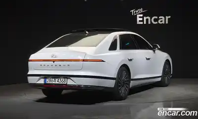 Hyundai Grandeur 2023 2.5 Автомат в Москве № 796998, миниатюра 2