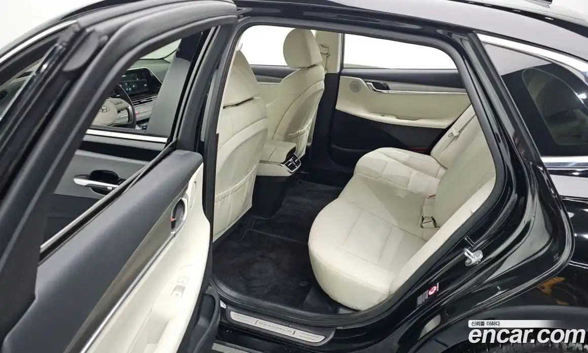 Hyundai Grandeur 2022 2.5 Автомат в Москве № 797002, фото 13