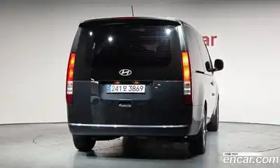 Hyundai Staria 2024 1.6 Автомат в Москве № 797016, миниатюра 3