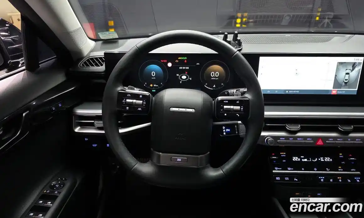 Hyundai Grandeur 2023 2.5 Автомат в Москве № 797115, фото 13