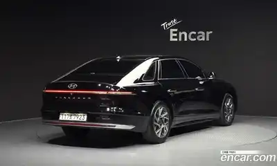 Hyundai Grandeur 2023 2.5 Автомат в Москве № 797115, миниатюра 2