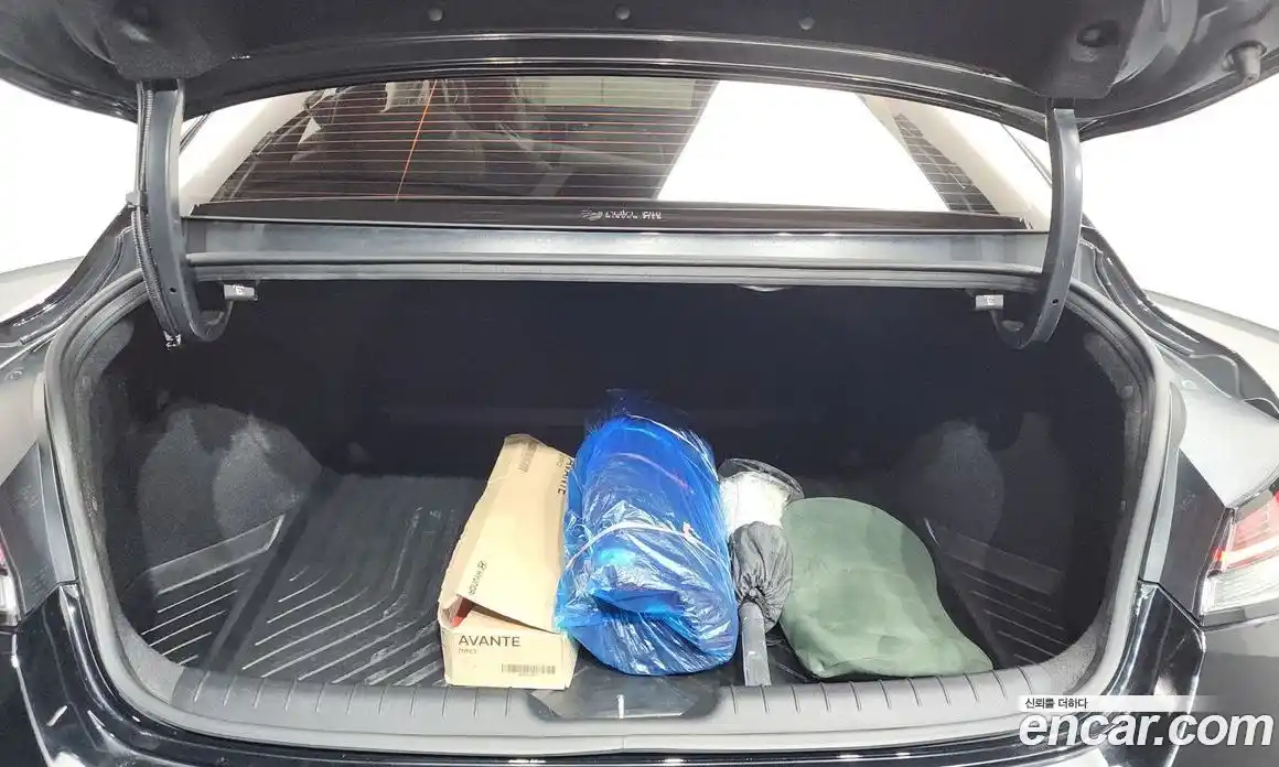 Hyundai Avante 2023 1.6 Автомат в Москве № 797313, фото 19