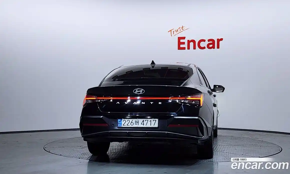 Hyundai Avante 2023 1.6 Автомат в Москве № 797313, фото 3