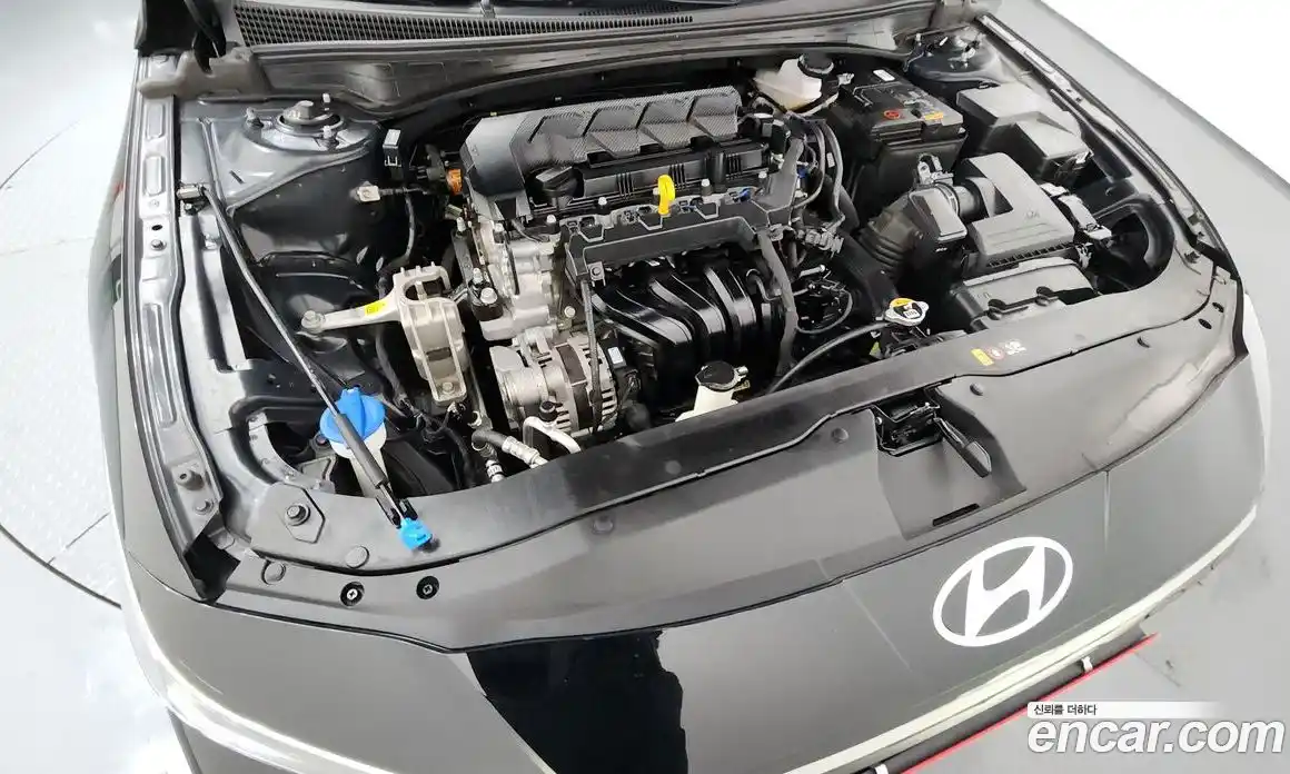 Hyundai Avante 2023 1.6 Автомат в Москве № 797313, фото 5