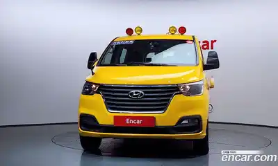Hyundai Starex 2019 2.5 Автомат в Москве № 797386, миниатюра 3