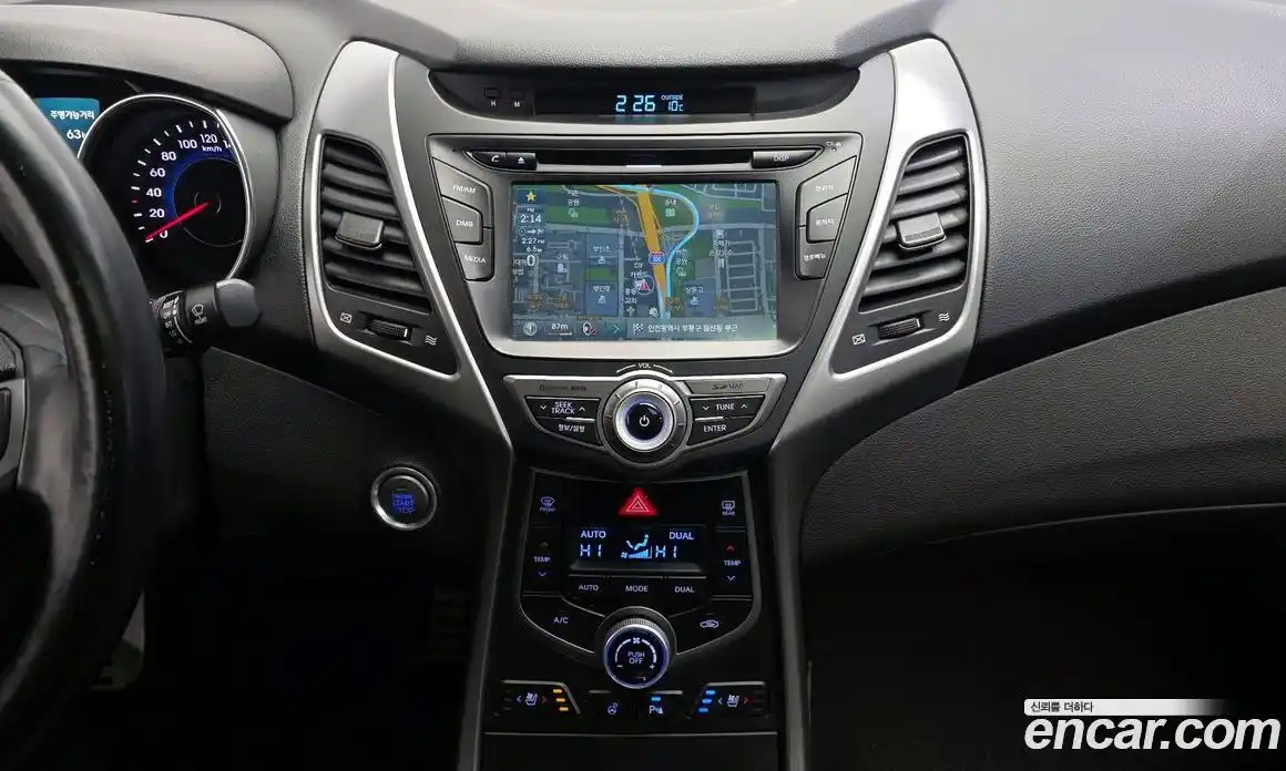 Hyundai Avante 2013 1.6 Автомат в Москве № 797412, фото 16