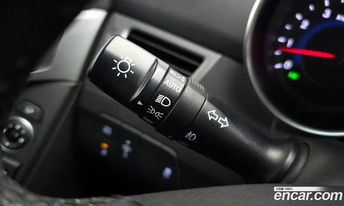 Hyundai Avante 2013 1.6 Автомат в Москве № 797412, фото 18