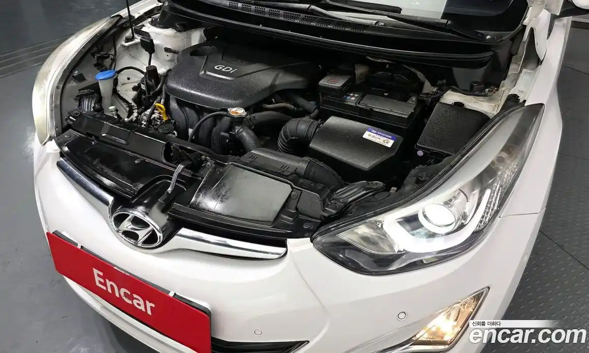 Hyundai Avante 2013 1.6 Автомат в Москве № 797412, фото 6