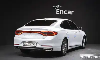 Hyundai Grandeur 2019 3.0 Автомат в Москве № 797422, миниатюра 2